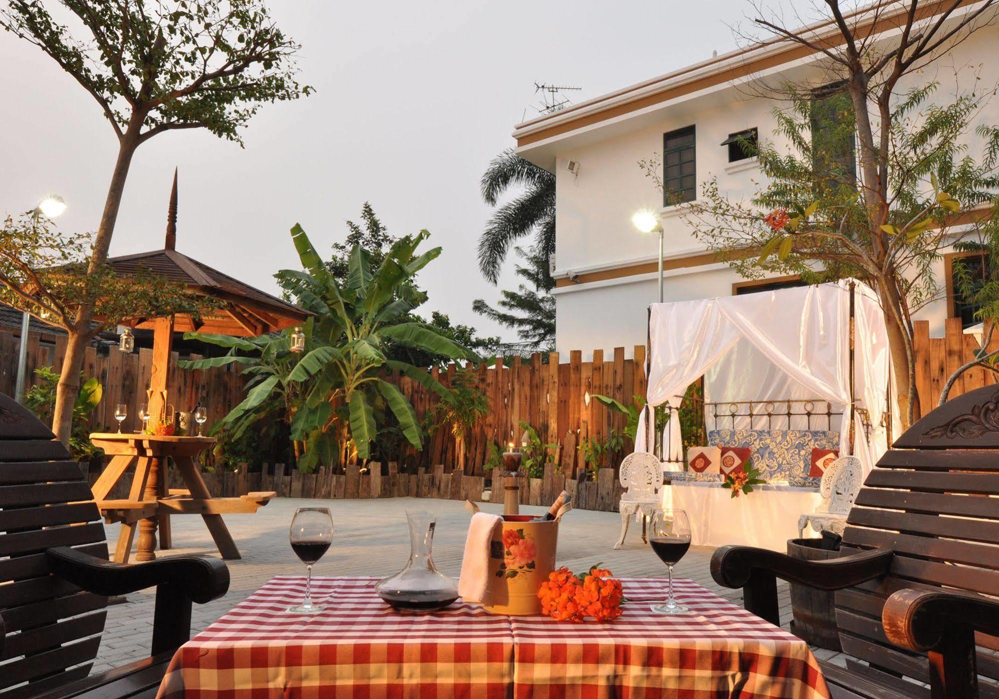 Npf Bali Villa Ipoh Exterior photo